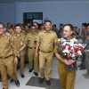 Dilepas Menuju Pemprov Lampung, Mirza Irawan Resmi Jabat Kepala BKAD Provinsi.