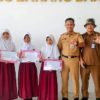 ‎Tiga Siswa SD Tubaba Raih Prestasi di Tingkat Provinsi, Dinas Perpustakaan Beri Penghargaan.