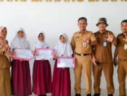 ‎Tiga Siswa SD Tubaba Raih Prestasi di Tingkat Provinsi, Dinas Perpustakaan Beri Penghargaan.