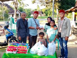‎Jalan Berlubang Renggut Nyawa Karim, Warga Tubaba Ulurkan Tangan untuk Keluarga yang Berduka.