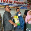‎Tekan Inflasi, Pemkab Tubaba Gelar Penetrasi Pasar dan Operasi Pasar Murah di Pulung Kencana.  ‎
